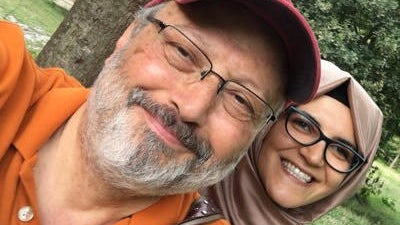jamal-khashoggi-hatice-cengiz-arzrtvhp-400x400.jpg 
