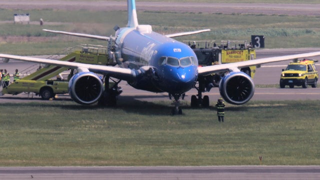 jetblue-flight-runway.jpg 